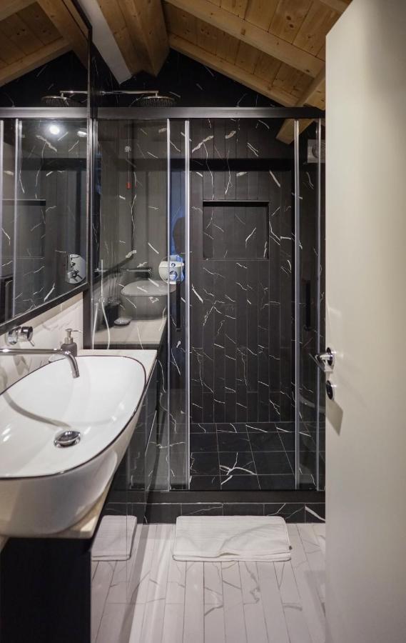 Su Meri Stampace - Luxury Apartment City Center Cagliari Exterior photo